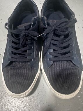 Lacoste Men's Black Knit Low-Top Sneakers with White Sole
